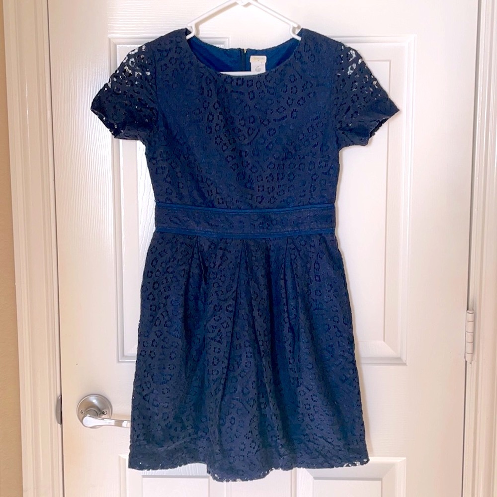 Crew cut navy blue dress